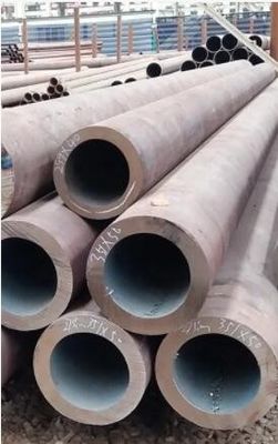 Tubo de acero sin costura con espesor de pared personalizado y resistencia a la corrosión para aplicaciones industriales de extremos lisos