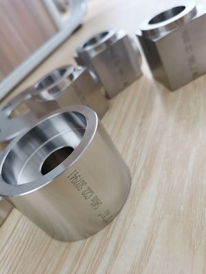 B564 N08811 Acoplamiento de soldadura de enchufes de aleación de níquel forjado 9000# Acoplamientos de tuberías