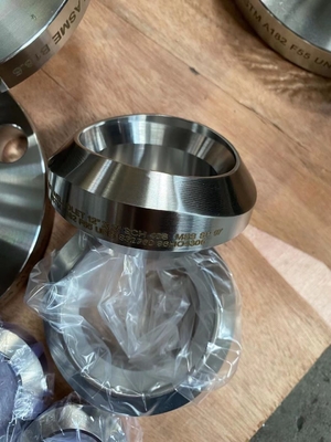 Las colocaciones Weldolet 8" de la tubería de acero de la aleación X 1" 40S ASTM A182 GR F55 forjaron las colocaciones