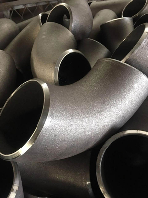 Instalaciones de tuberías forjadas fuente de la camiseta del acero de aleación de la fábrica de China
