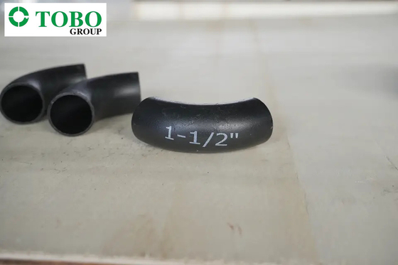 Colocaciones/de la tubería de acero de la aleación del tamaño A234 WP5 de TOBO Customed codo soldado con autógena 90 grados