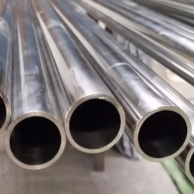 Tubos de acero sin costura diseñados para una larga vida útil y confiabilidad en el transporte de fluidos y gases en condiciones adversas