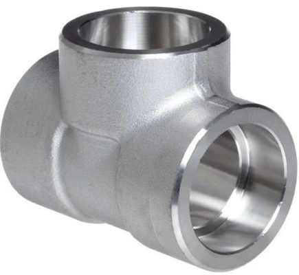 ANSI / ASME Acero inoxidable de acero carbono con conector de soldadura Tee Tamaños personalizables y material de grado industrial