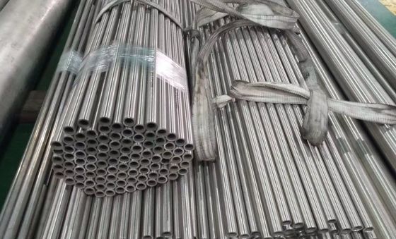Tubo de aleación de níquel trefilado en frío con acabado superficial de chorreado de arena personalizado para mayor durabilidad y protección contra la corrosión