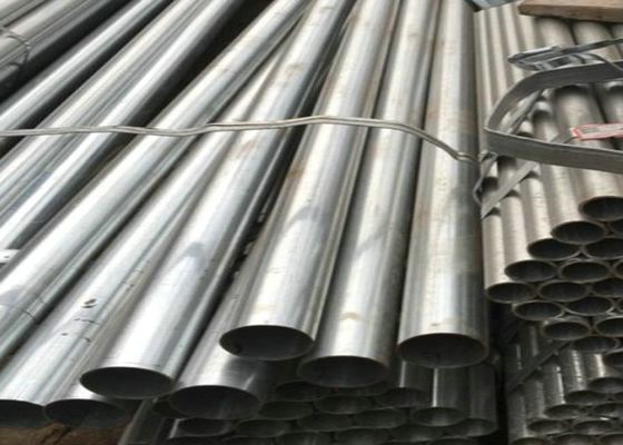 Tubo recubierto galvanizado SCH80 con extremos roscados Tubo de acero duradero ideal para aplicaciones de construcción y plomería