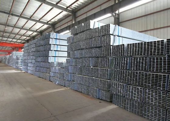 Tubo recubierto galvanizado SCH80 con extremos roscados Tubo de acero duradero ideal para aplicaciones de construcción y plomería