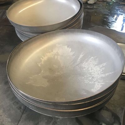 El plato elíptico de acero del hemisferio de carbono va al recipiente del reactor