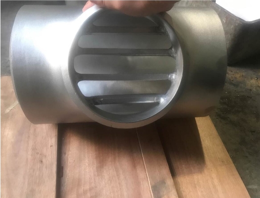 Camiseta obstruida tubería de acero inoxidable UNS S31803/2205 6" de ASTM B16.9 Duples X 6" SCH80