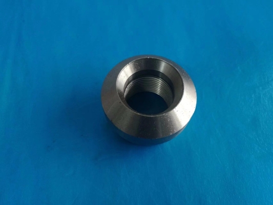 Colocaciones forjadas de la tubería de acero de Threadolet que sueldan con autógena ASTM A182 F304 2