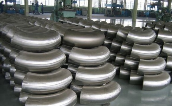 Las instalaciones de tuberías de la soldadura a tope niquelan la curva larga N04400 ASME B16.9 del radio del codo 180D del acero de aleación
