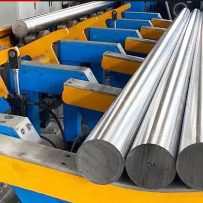 Barras redondas de acero de aleación ASTM A167 para la industria de la construcción naval laminadas en caliente, laminadas en frío