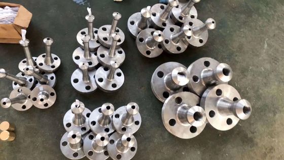 Alta presión del acero inoxidable 304 del reborde de Nipo de las colocaciones de la tubería de acero de la aleación del ANSI B16.9 SS304